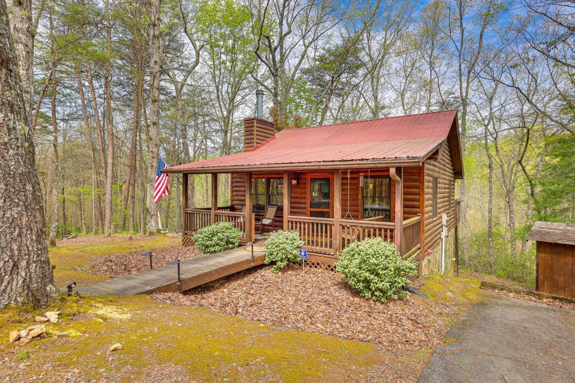 Cozy Cabin In Private Location With Hot Tub And Grill! 蓝岭 外观 照片